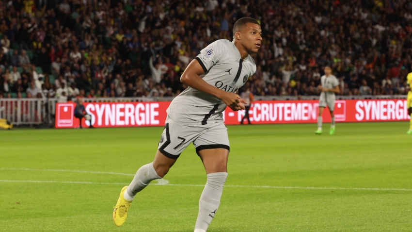 Nantes 0-3 PSG: Mbappe scores twice as Galtier's team cruises to victory.